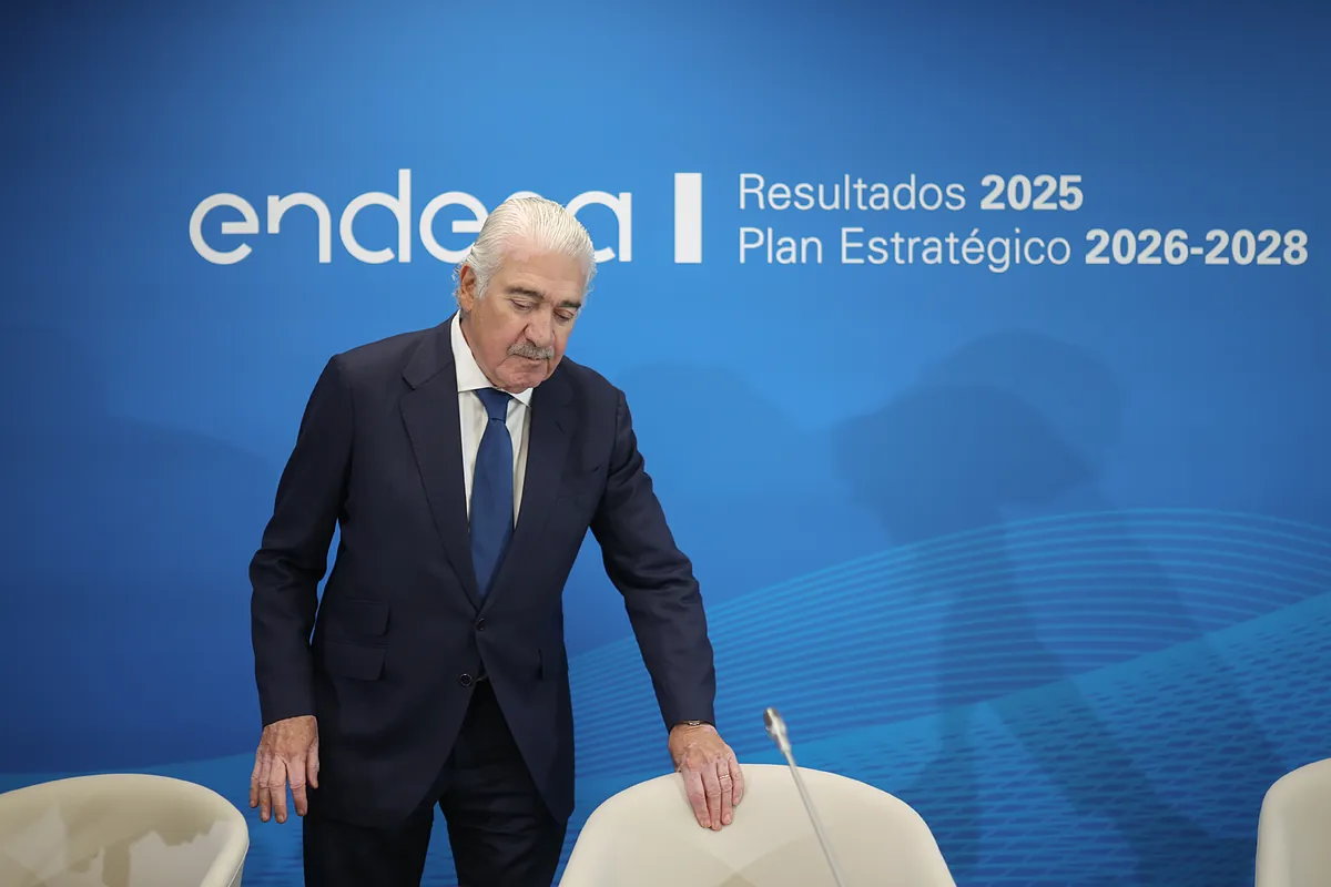 Iberdrola y Endesa llevarán esta semana a la Audiencia Nacional la batalla de 900 millones contra la CNMC por los peajes de la luz