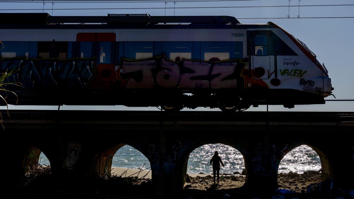 Rodalies retoma el servicio de la R13, R14, y RT1, que usan unos 4.000 viajeros al día