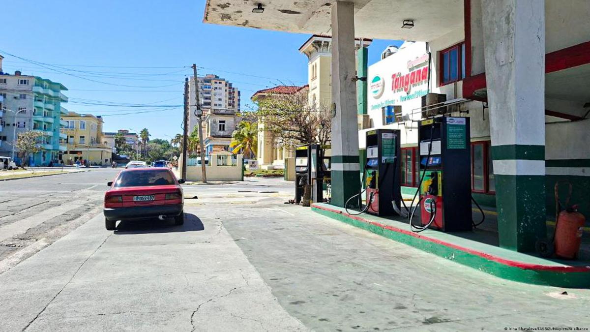 México envía segundo cargamento de ayuda humanitaria a Cuba
