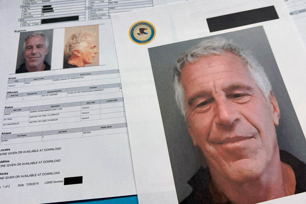 Departamento de Justicia elabora una lista de todos los políticos que aparecen en los archivos Epstein