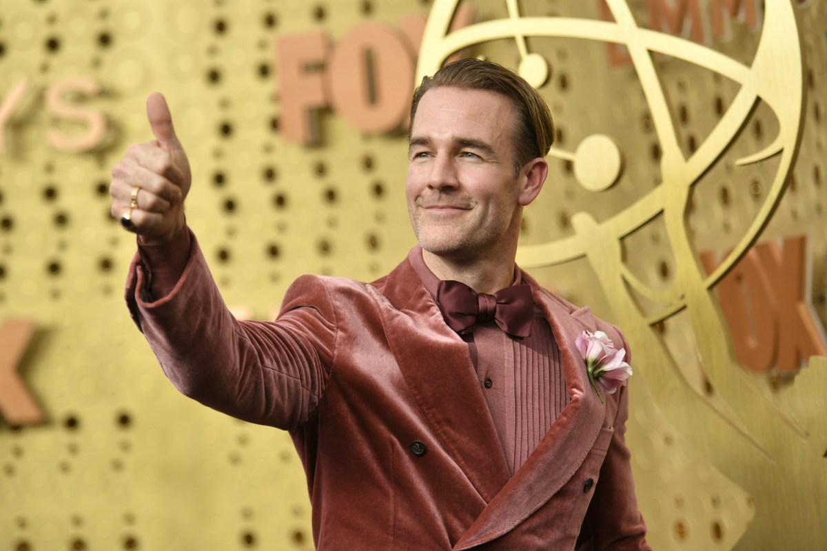 Celebridades defienden a la familia de James Van Der Beek por recaudar dinero tras su muerte