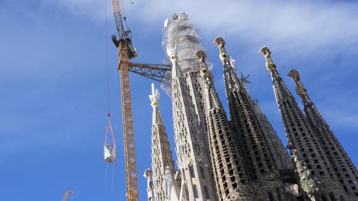 El templo de la Sagrada Familia alcanza su altura máxima: 172,5 metros
