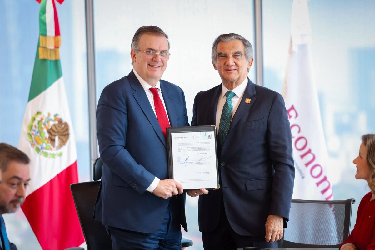 Firma Américo convenio con Economía para impulsar Polo de Desarrollo- Grupo Milenio