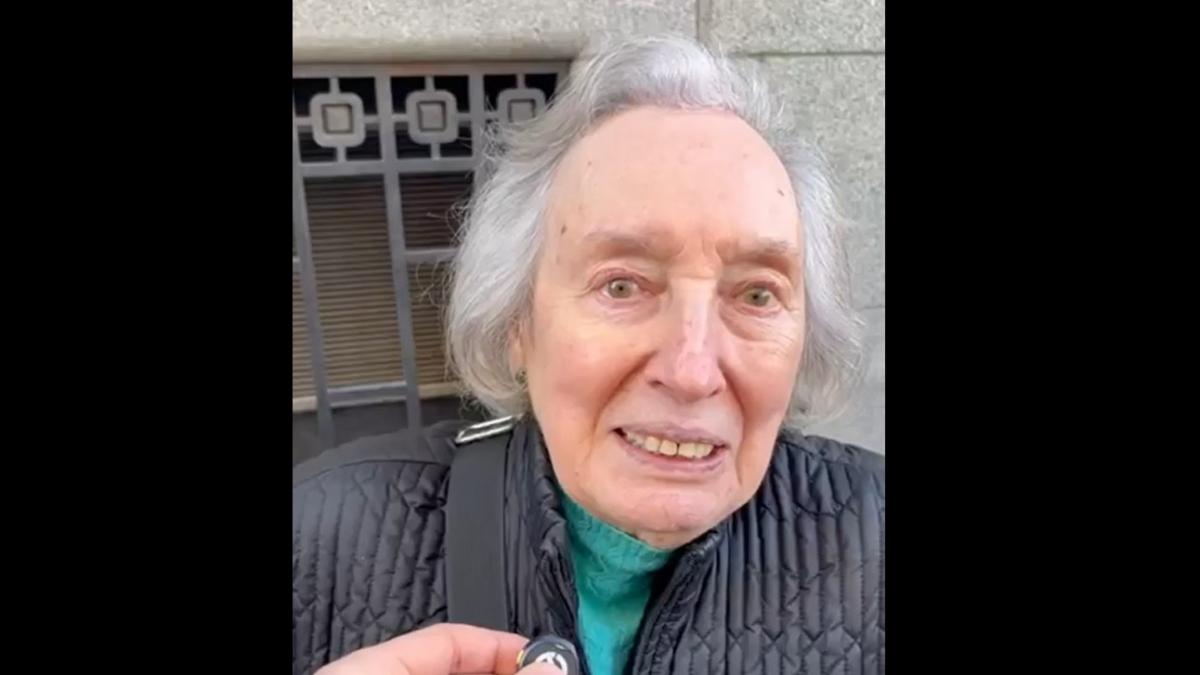 Le preguntan sobre los que dicen que con Franco se vivía mejor y su respuesta es toda una lección de historia