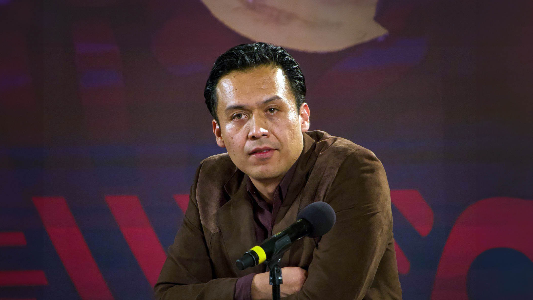 Max Arriaga protesta atrincherado en oficinas de la SEP- Grupo Milenio
