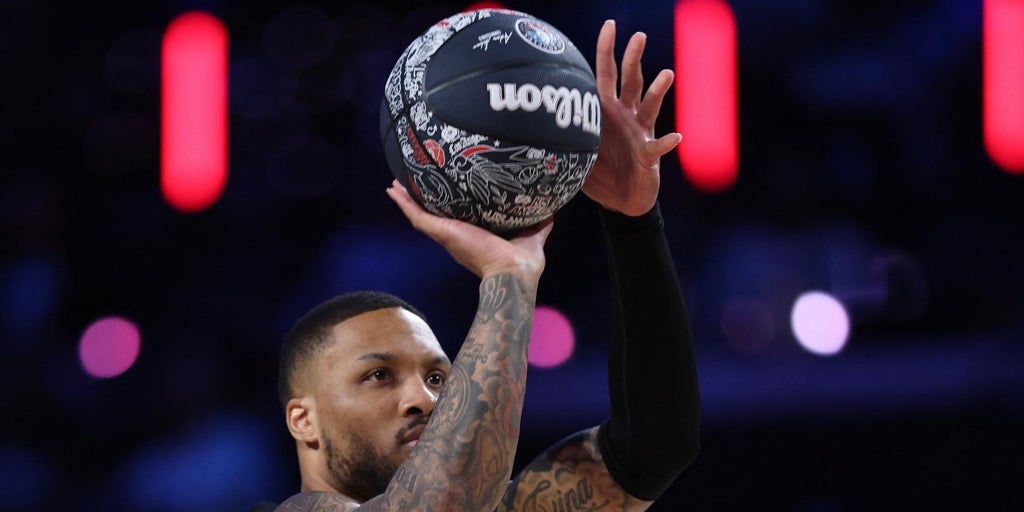 Lillard gana el concurso de triples e iguala a Larry Bird después de un año sin jugar