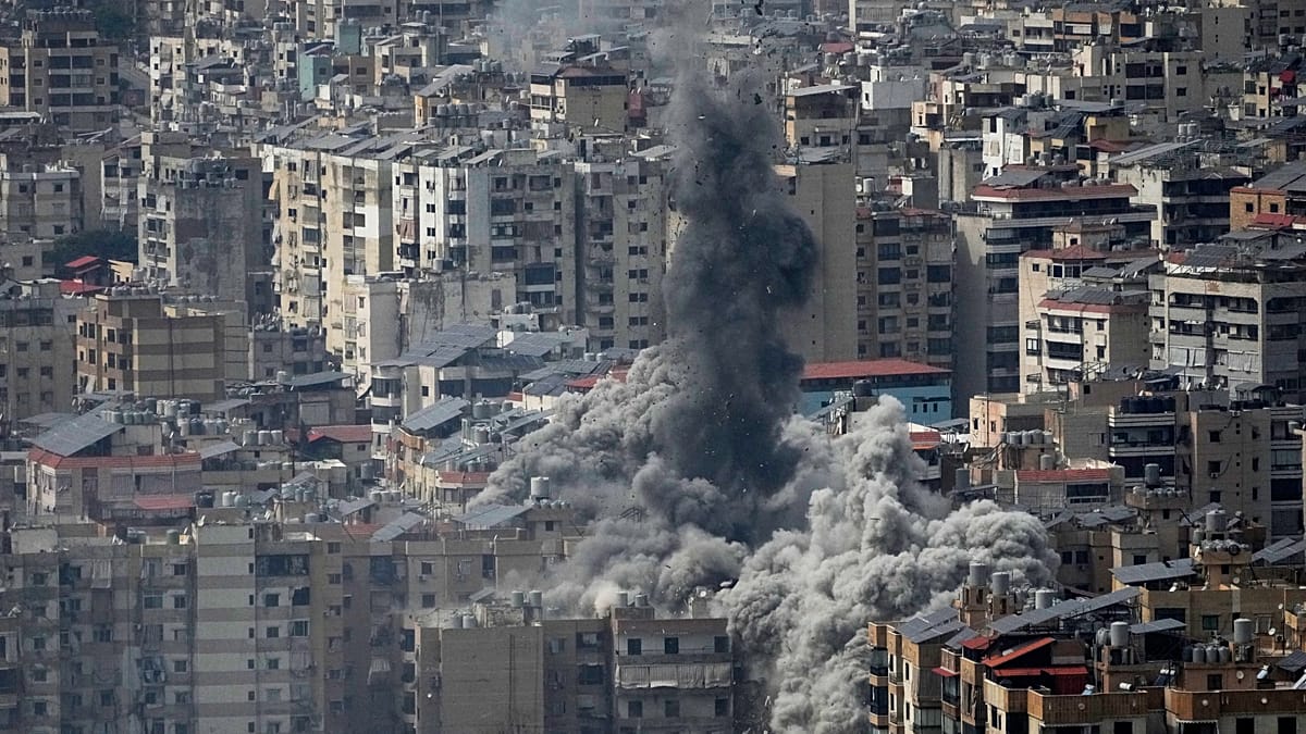 Vídeo. Líbano, ataques israelíes en bastión de Hezbolá desplazan a miles en Beirut