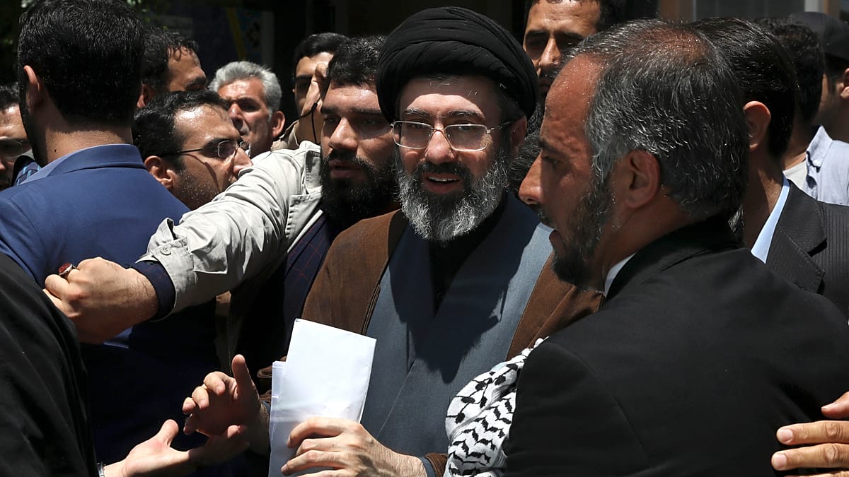 Mojtaba Jamenei: El hijo mayor de Jamenei es el nuevo ayatolá