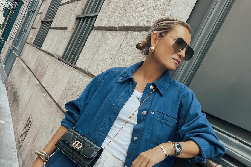 Stradivarius tiene la chaqueta vaquera que hace match con los looks de primavera 2026