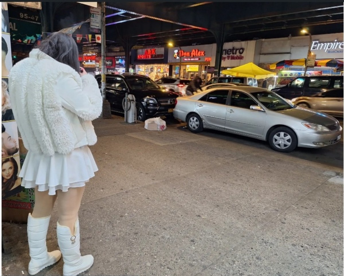 Pareja traficaba, quemaba y golpeaba a mujeres en Nueva York: acusación del FBI