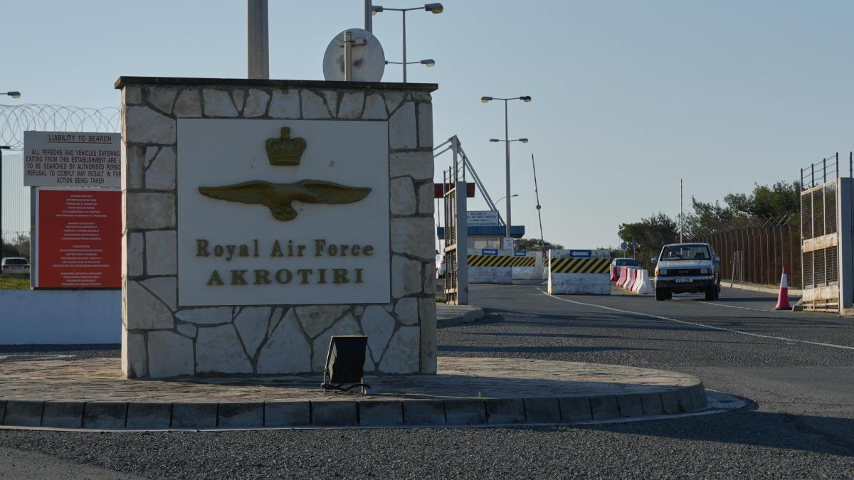 Chipre confirma un ataque de dron en la base británica de Akrotiri