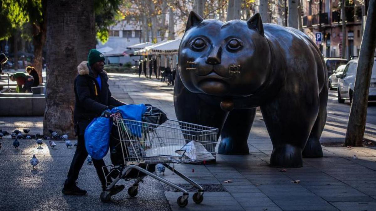 Barcelona se da diez años para que la vida en los barrios de Ciutat Vella vuelva a ser normal