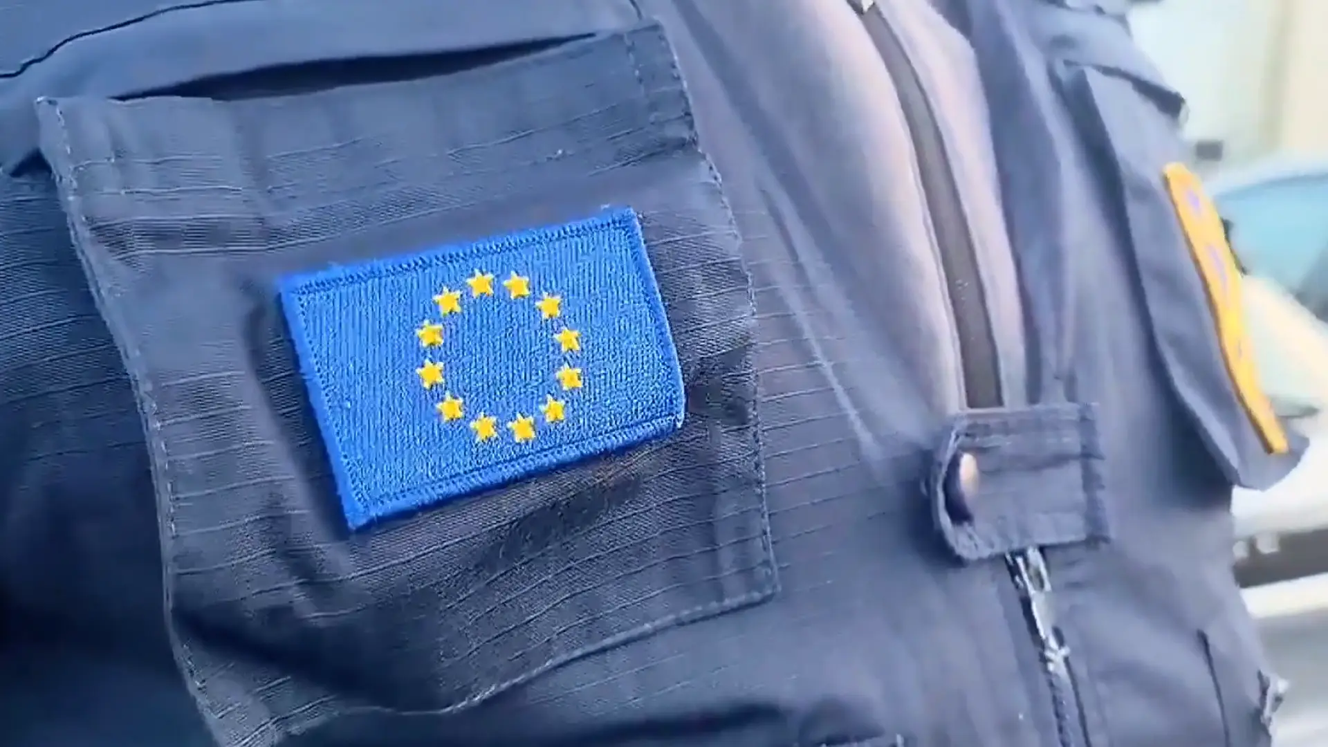 la Guardia Civil incauta 27 kilos de angula viva en Guipúzcoa