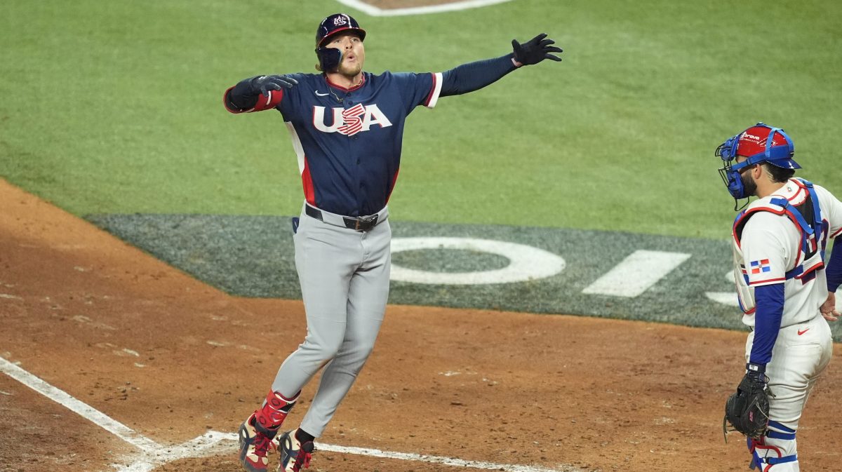 Regaloito del umpire sella triunfo de Estados Unidos sobre Dominicana para avanzar a la final