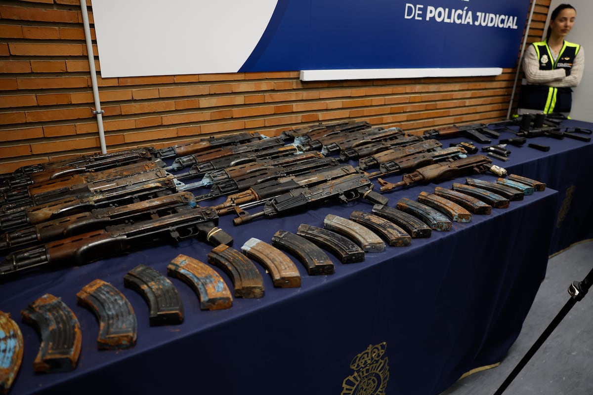 Un ‘narcozulo’ con una tonelada de coca y 19 armas de guerra: el nuevo rostro del narco en la Costa del Sol | España
