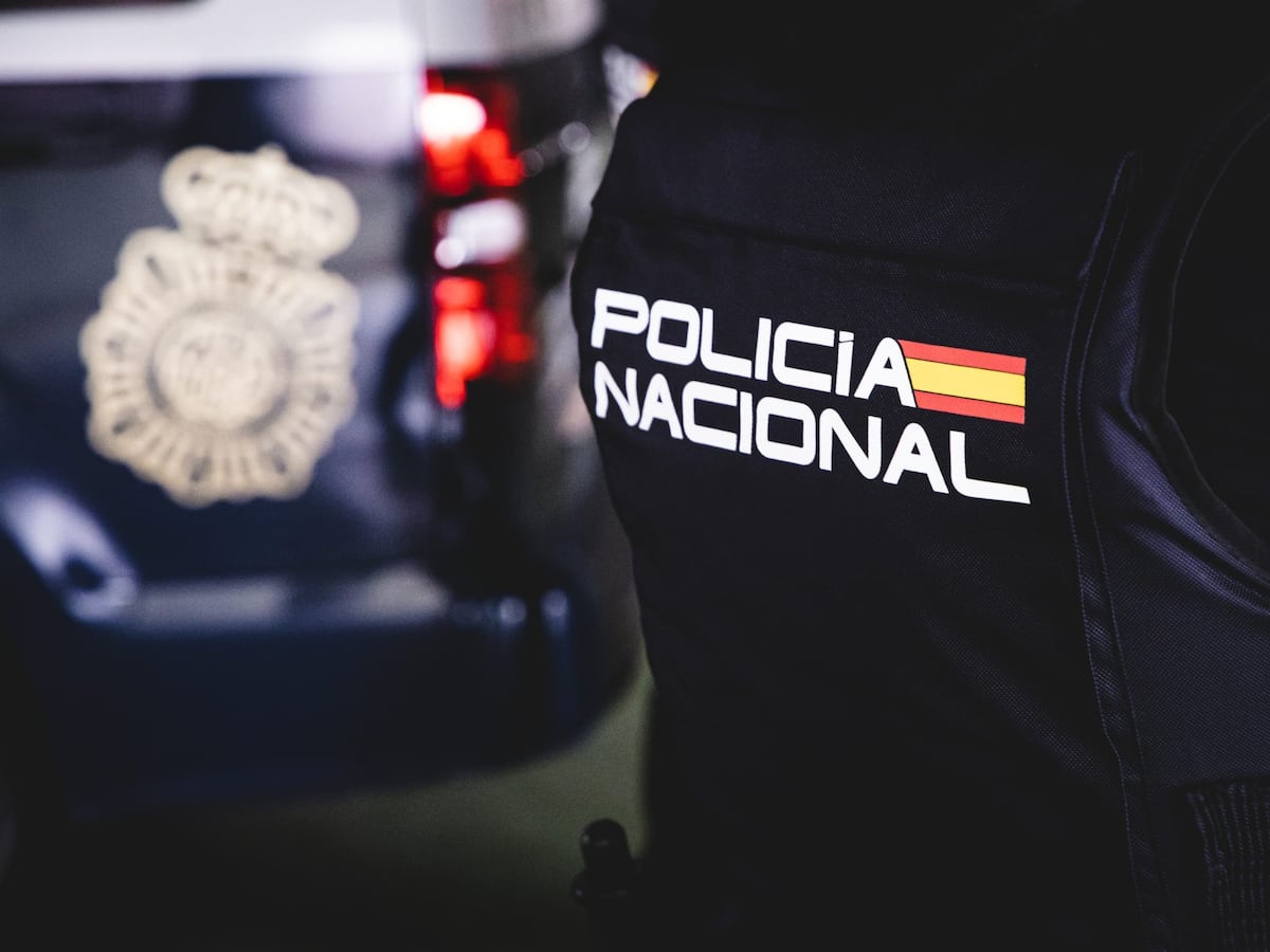 Operación récord contra el narco en Huelva: ocho detenidos, un millón de euros y 5.000 kilos de cocaína en una finca de Gibraleón | España
