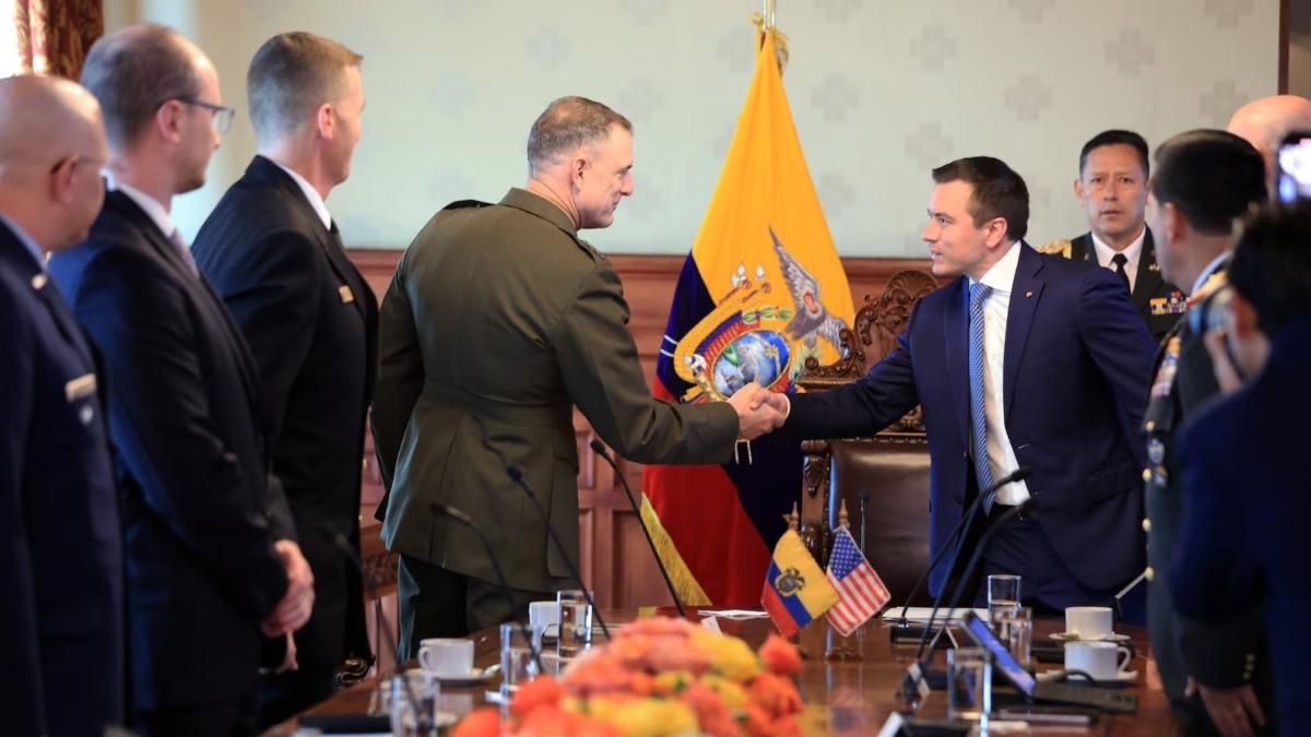 EE.UU. inicia operaciones militares en Ecuador contra organizaciones terroristas