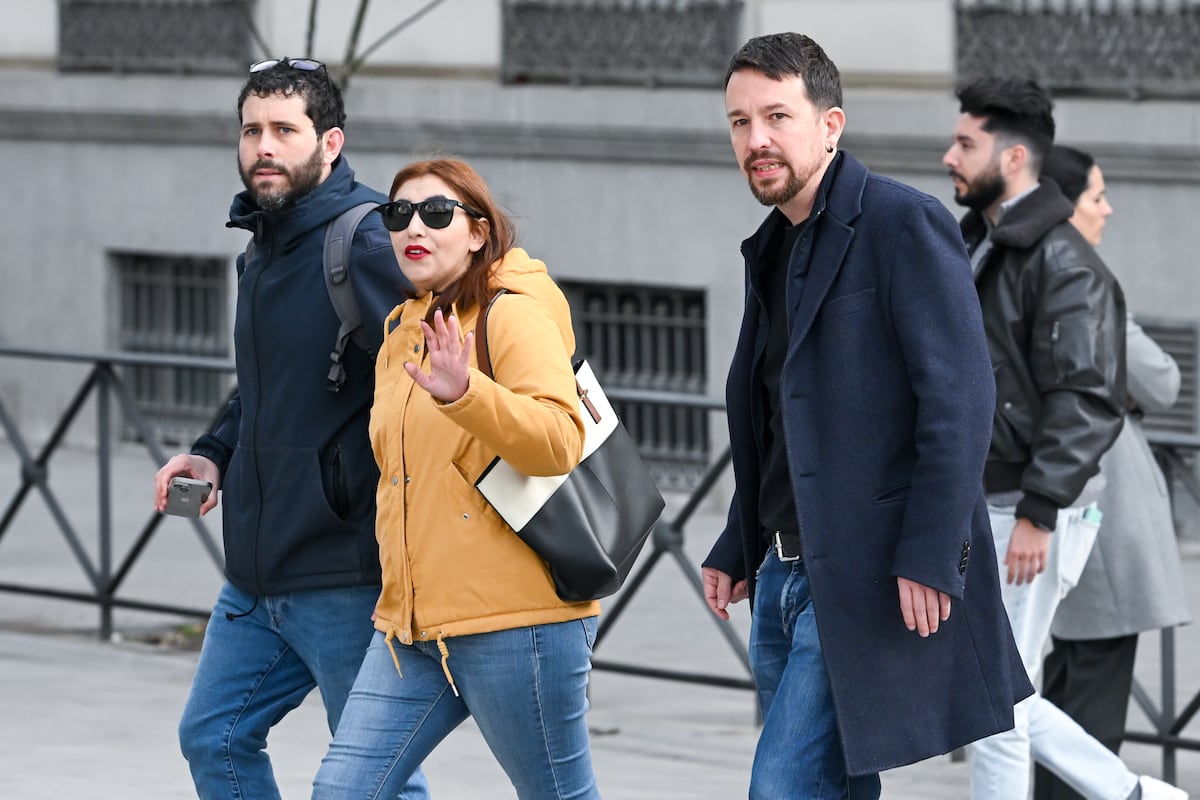 Pablo Iglesias dice que “quizás” adoptó una “posición paternalista” al resguardar el contenido del móvil de Dina Bousselham | España