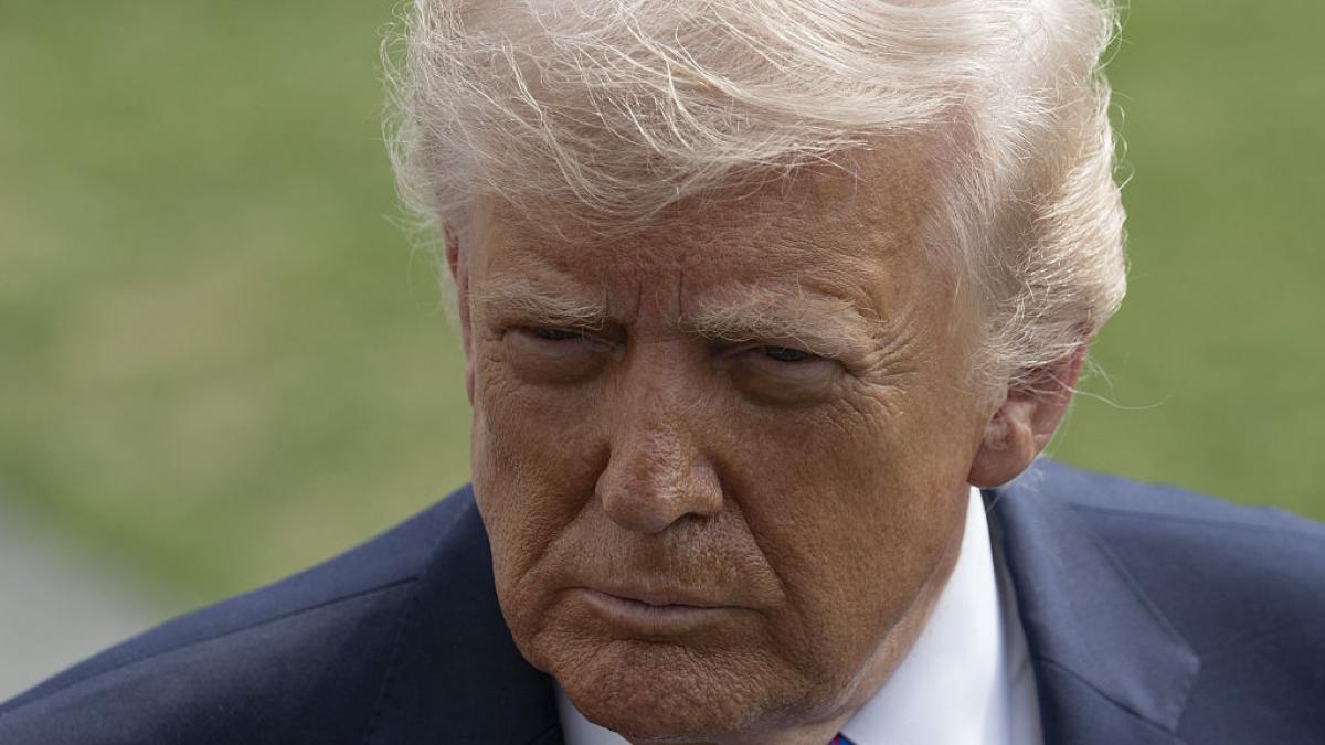 Estados Unidos lanza un ‘poderoso bombardeo’ a la isla de Jark, la ‘joya de la corona’ de Irán