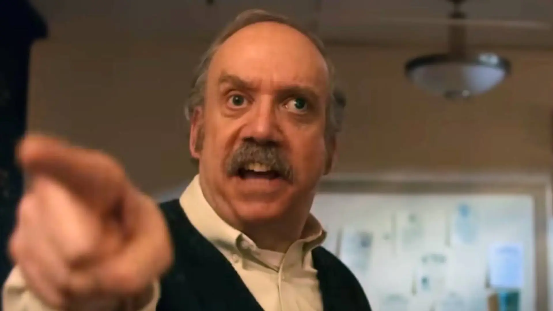 así califica Paul Giamatti (58) su paso al terror con ‘Boutique’