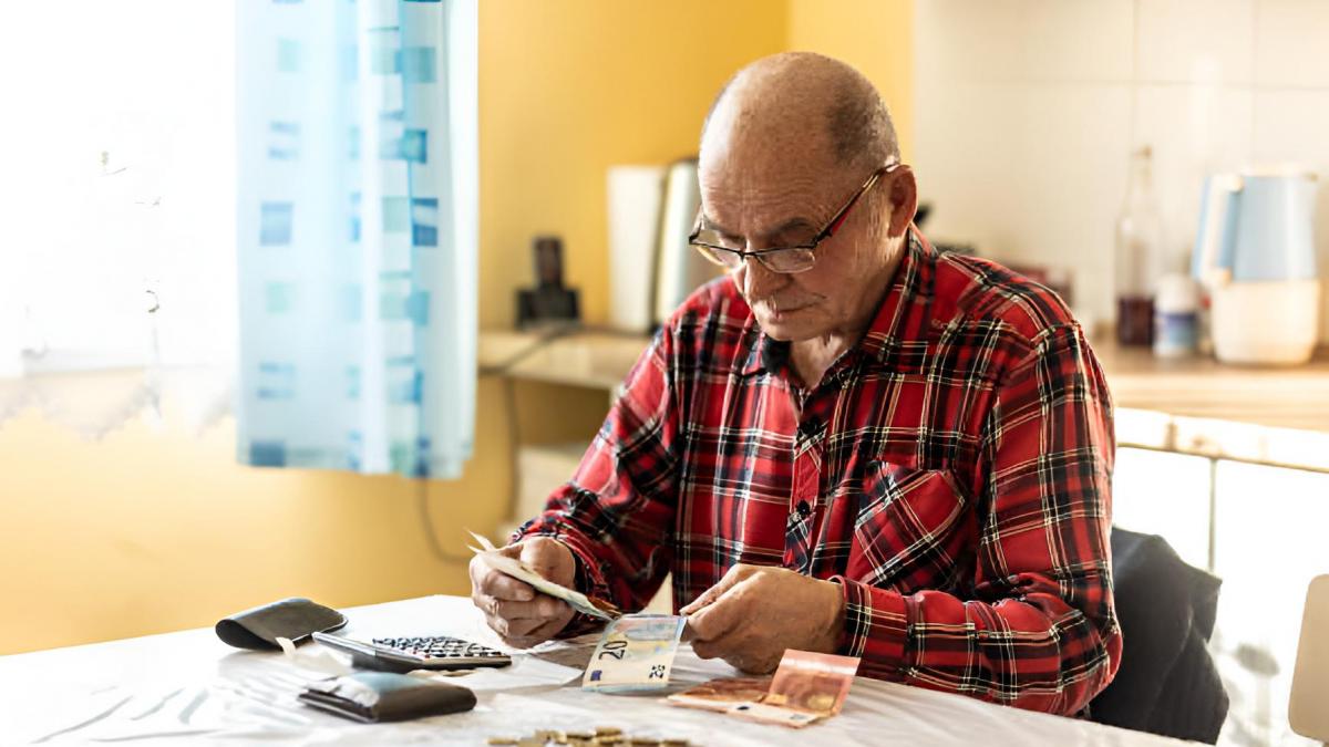 ‘Se equivocó en poner un dato de mi mujer’