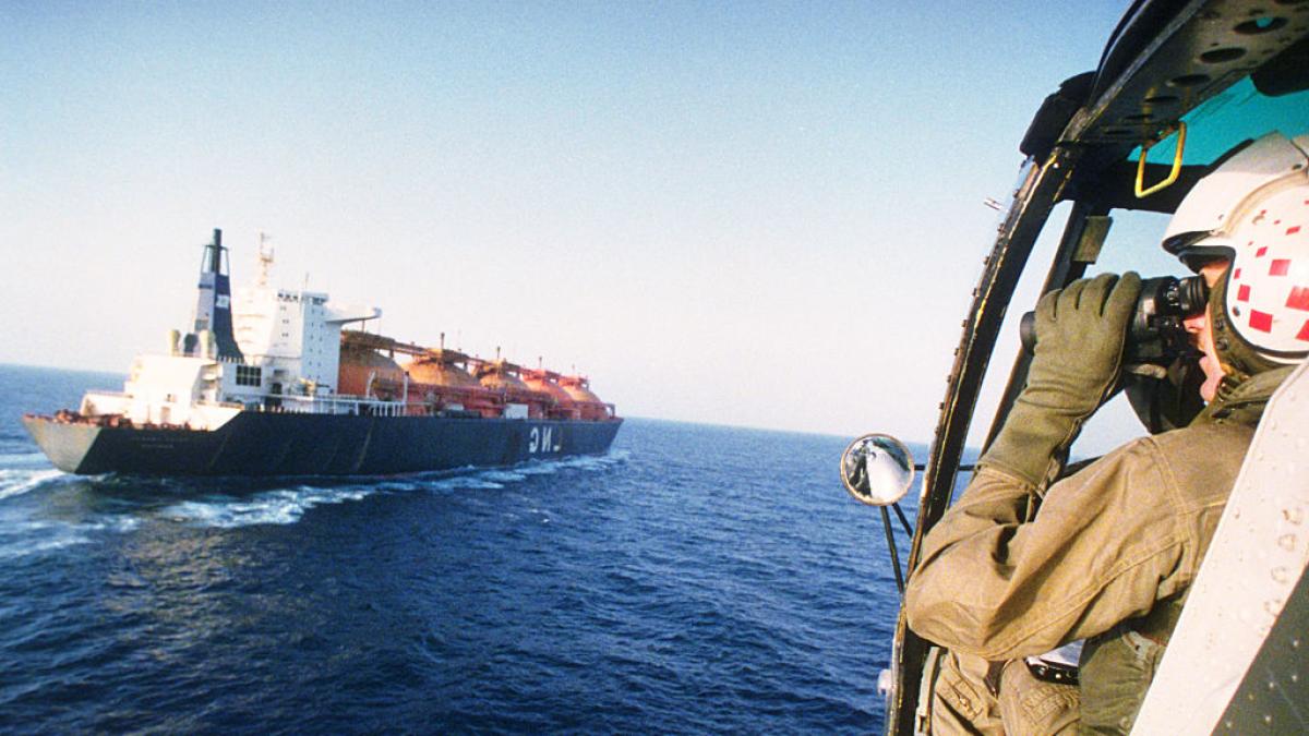 Estados Unidos afirma haber destruido 17 barcos militares de Irán y cerca de 100 misiles en los últimos ataques