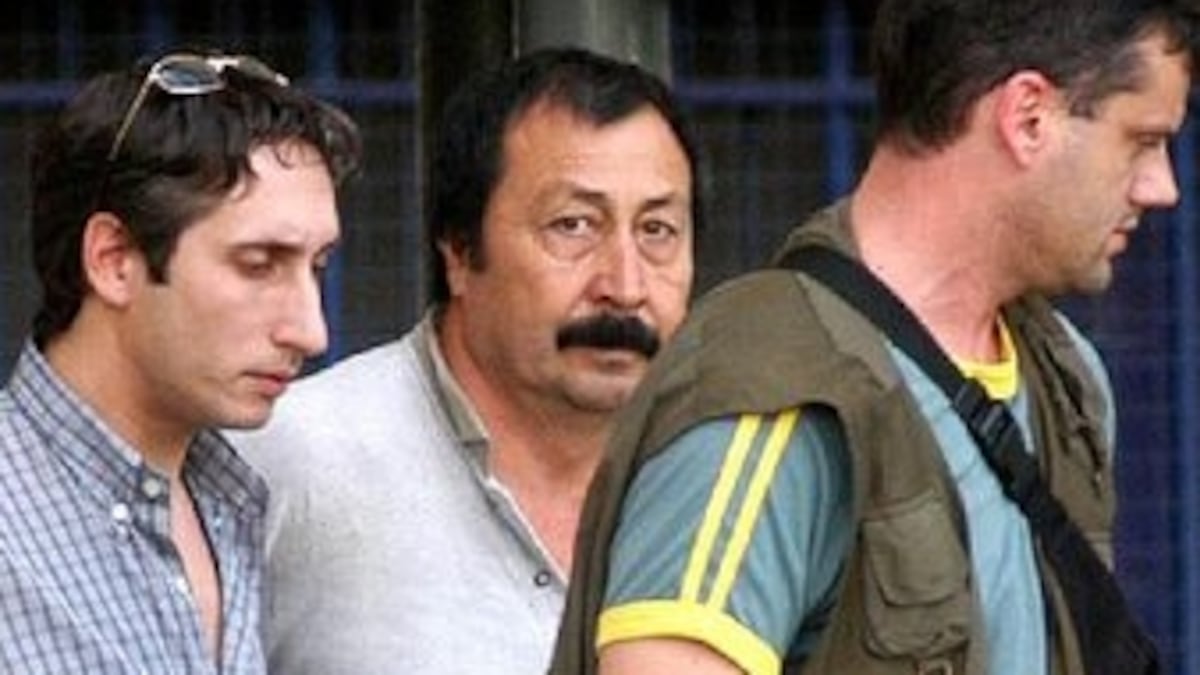 Milei ofrece una recompensa para capturar al exguerrillero chileno Galvarino Apablaza